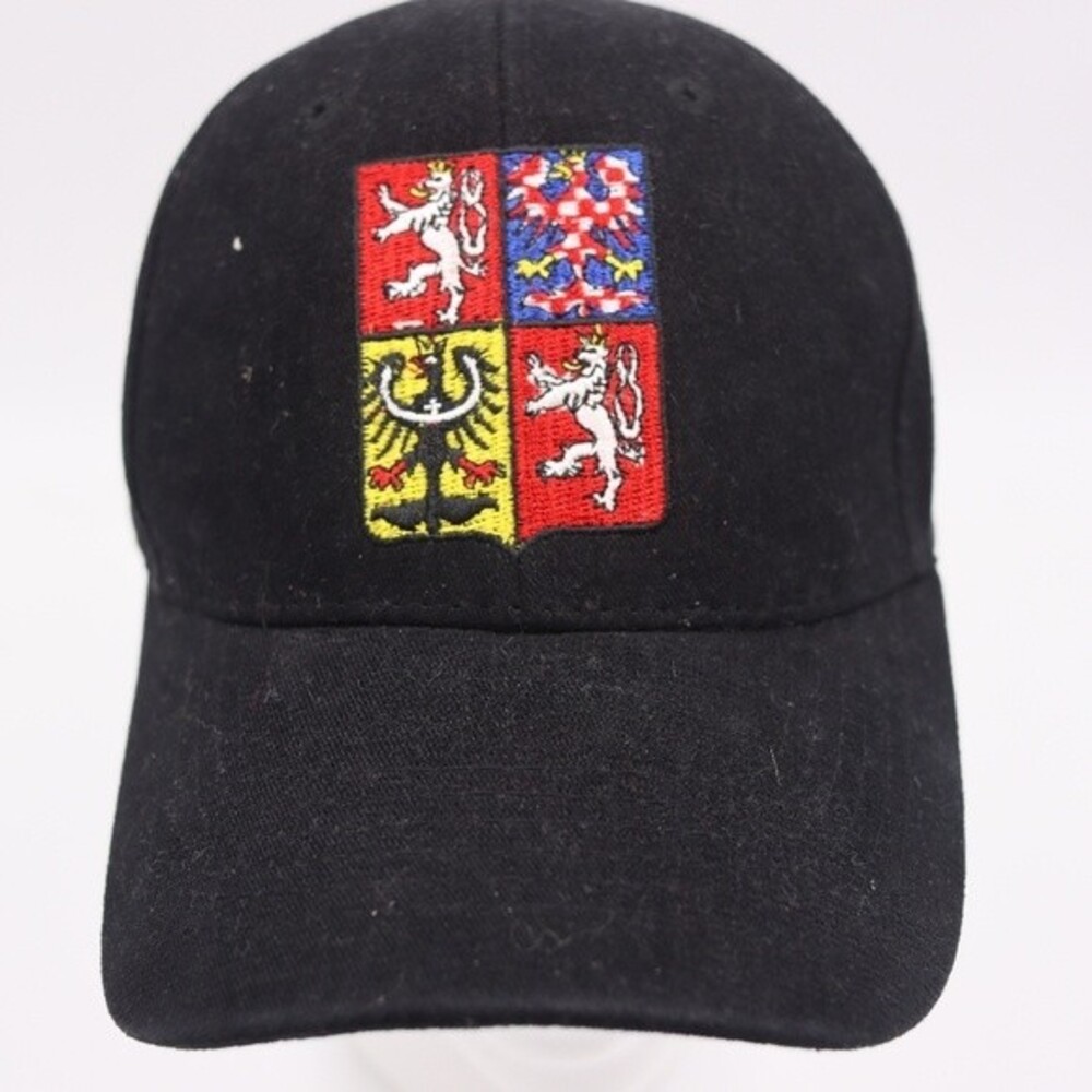 Headwear Lion Crest Black Baseball Hat Cap OS Adjustable
